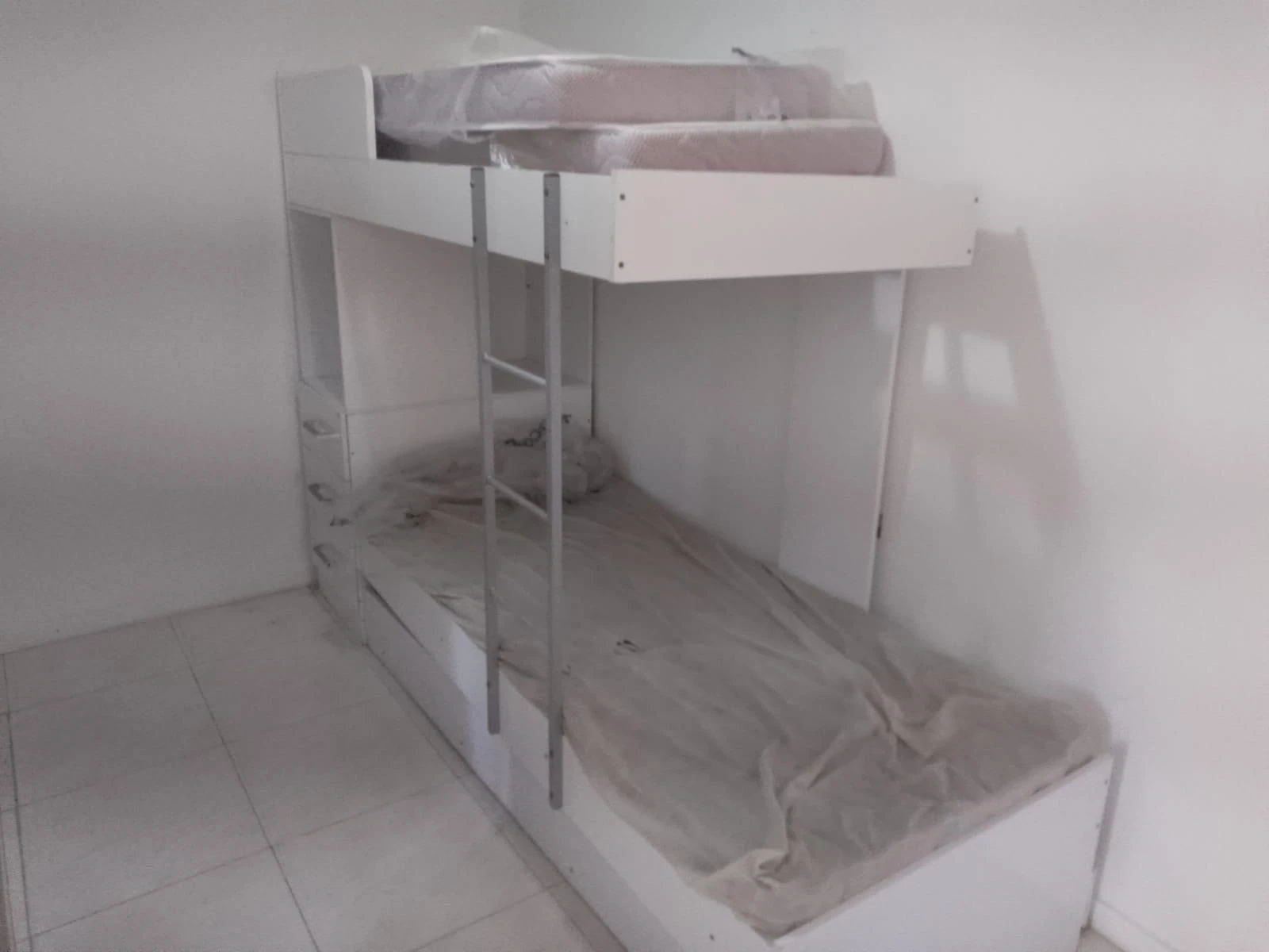 Furnished 2-bedroom apartment with 1 bathroom no parking — photo 5