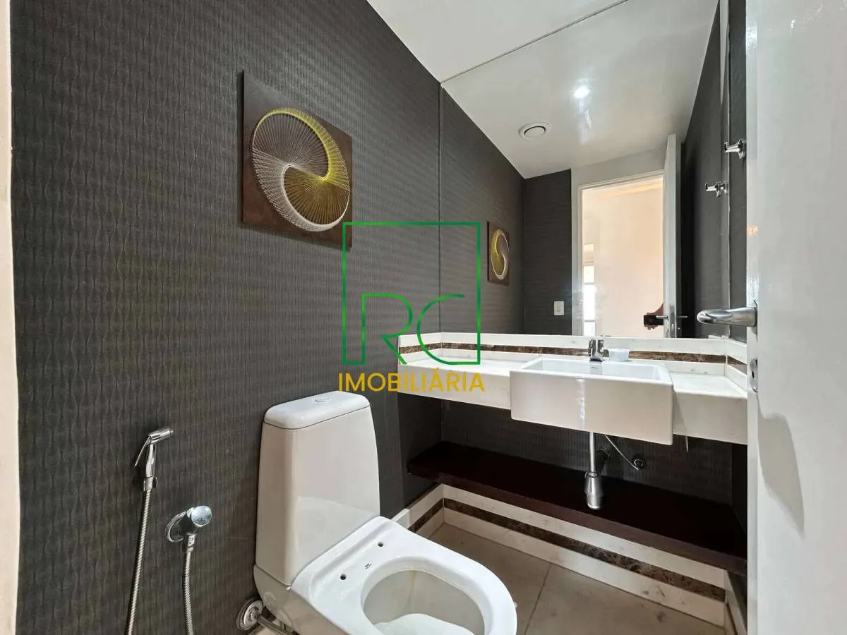 4 quartos e janelas do piso ao teto: apartamento de 174 m² — photo 44