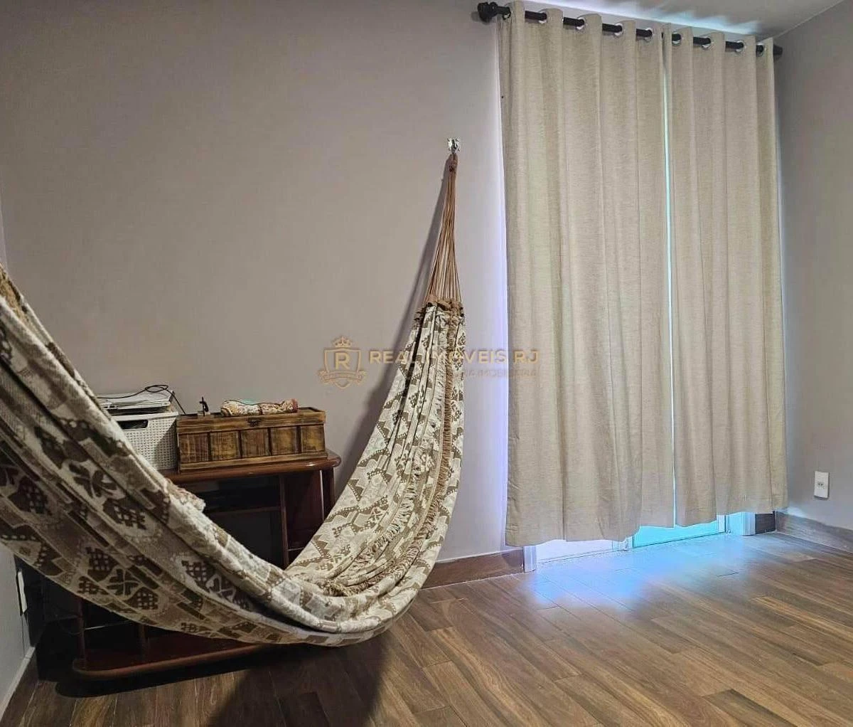 Furnished 600 m² house with 4 bedrooms and 5 bathrooms — photo 30