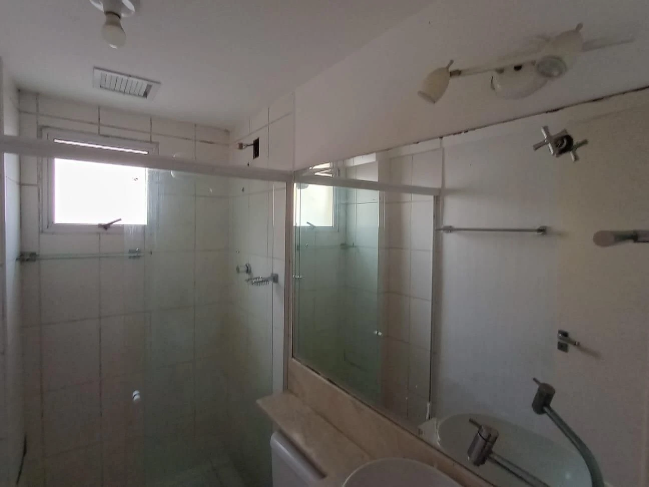 Стиральная машина и 2 спальни: квартира 55 м² — photo 17