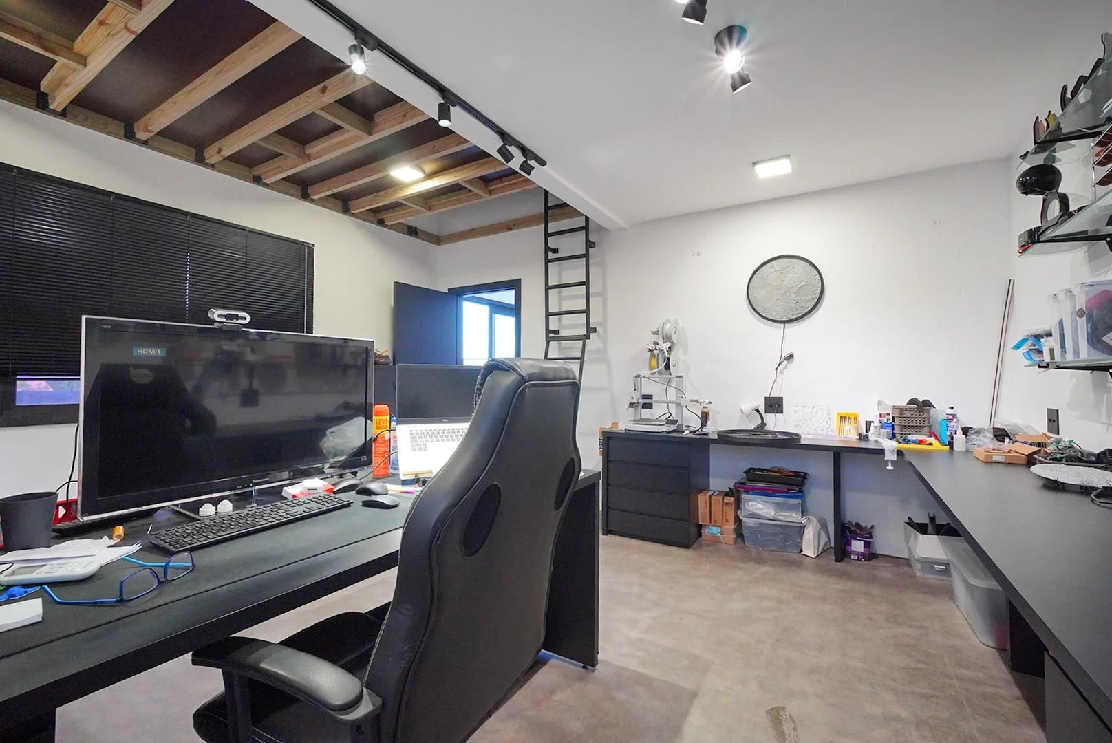 Lavavajillas y 5 dormitorios: casa de 330 m² — photo 17