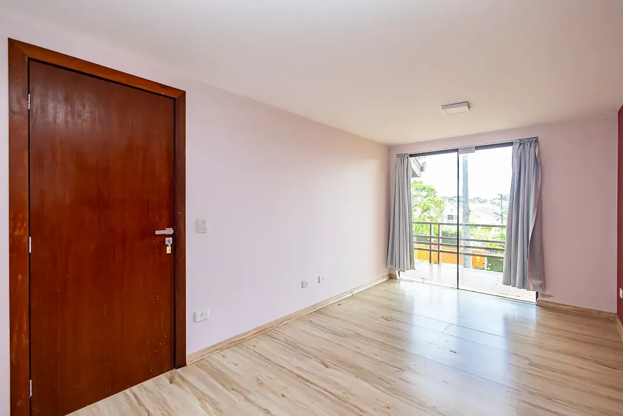 Furnished house with 5 bedrooms and 470 m² — photo 78