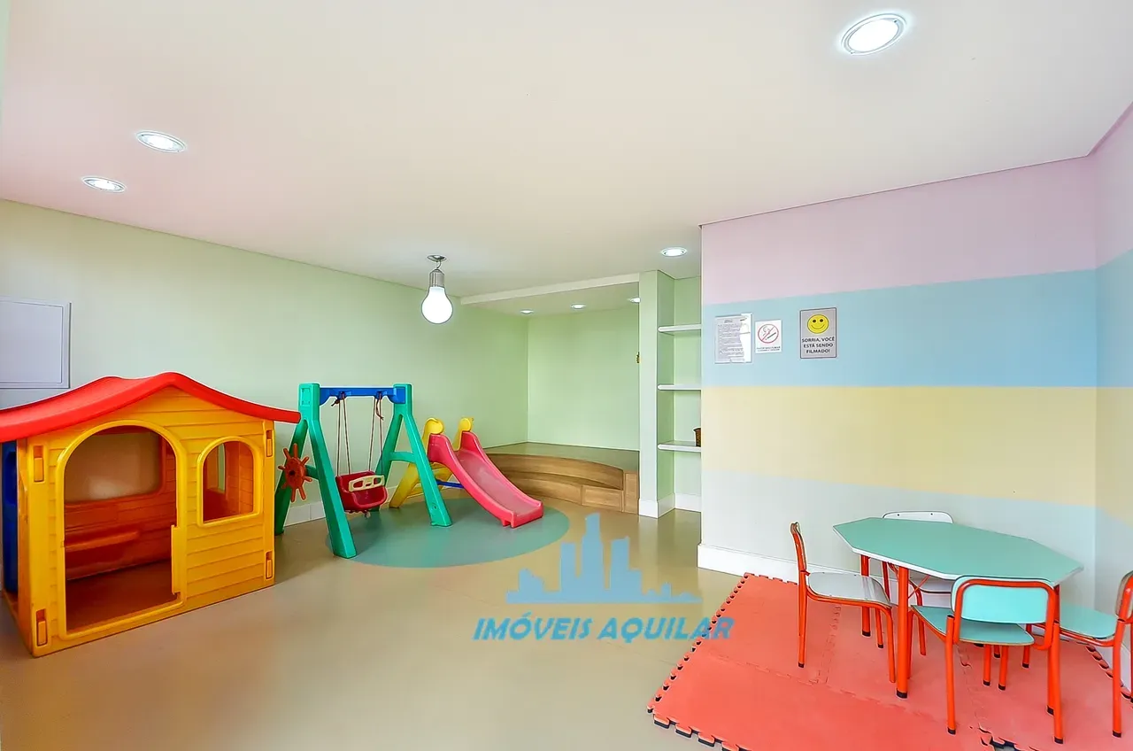 Furnished 2-bedroom apartment with private garden — photo 4