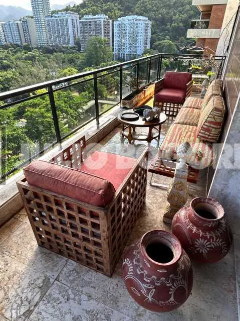 Apartment with a closed kitchen, 4 bedrooms and 4 parking — photo 8