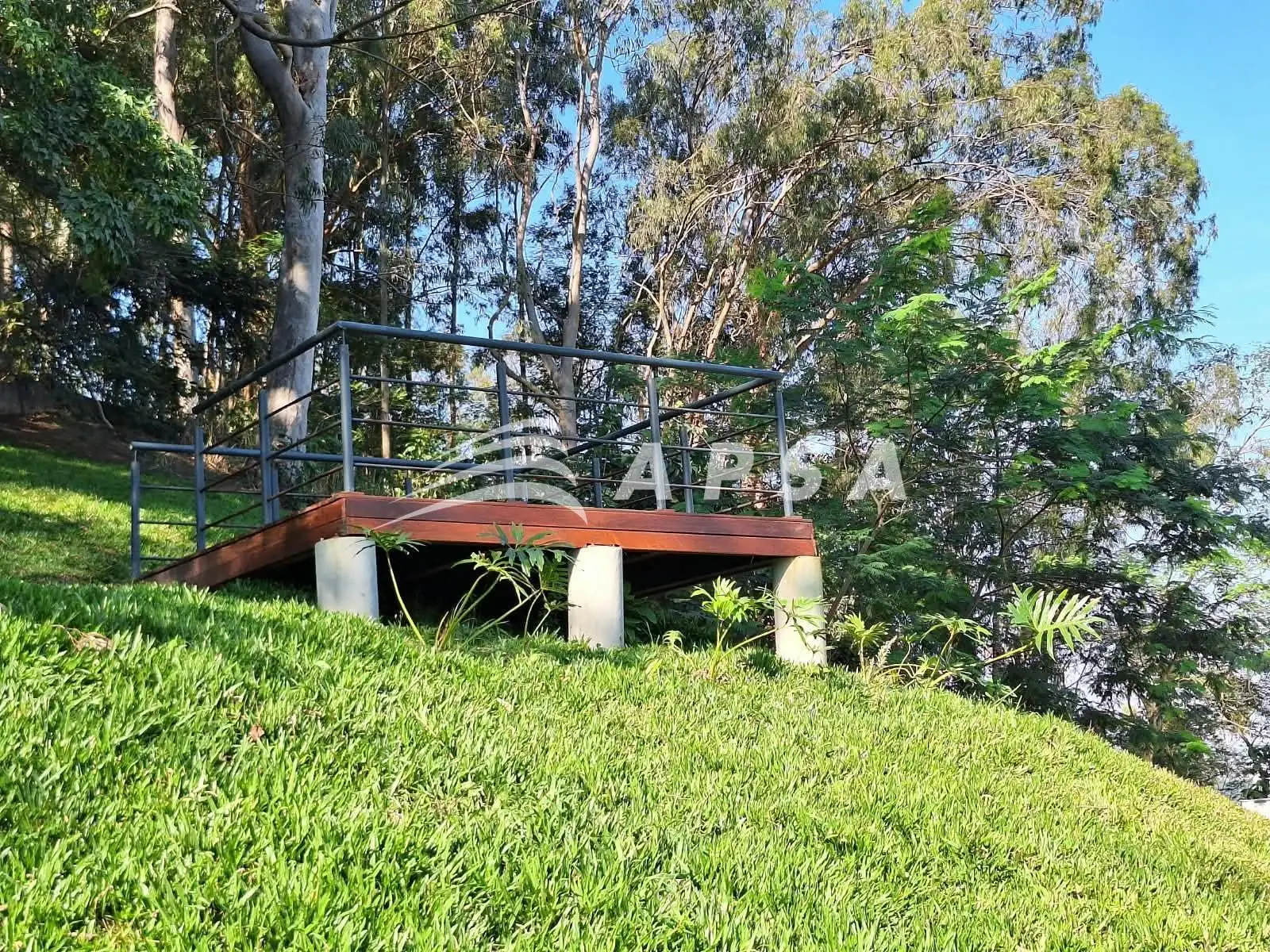 Apartamento sem mobília com 2 quartos e varanda — photo 22