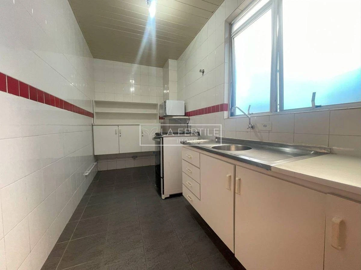 Furnished apartment, 55 m², with wood or laminate floors — photo 21