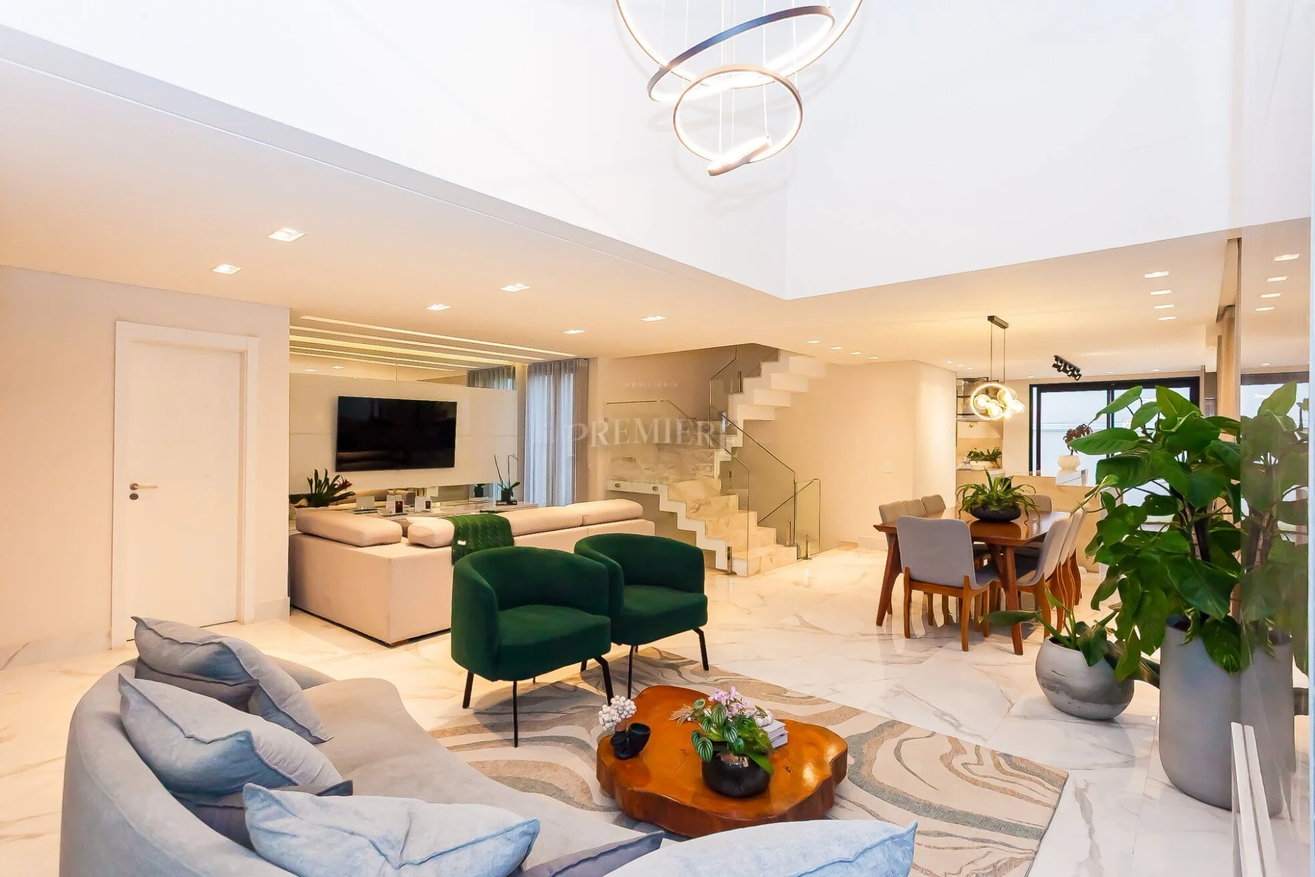 4-bedroom house with a home office in Curitiba