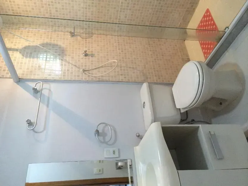 Furnished house with 1 bedroom and a gas stove kitchen — photo 12