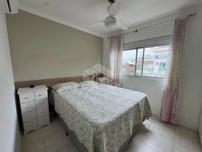 Furnished apartment, 150 m², with a glass-enclosed balcony — photo 30