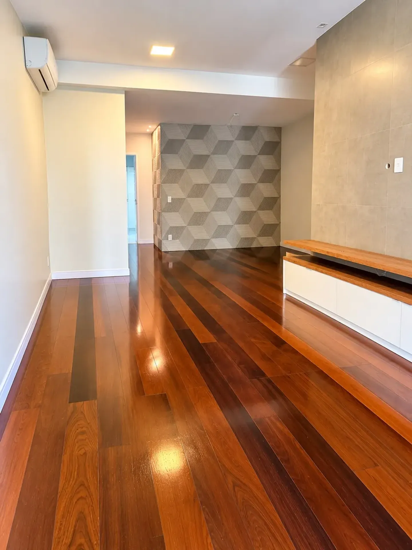 Apartment on the 4th floor with a private BBQ — photo 9