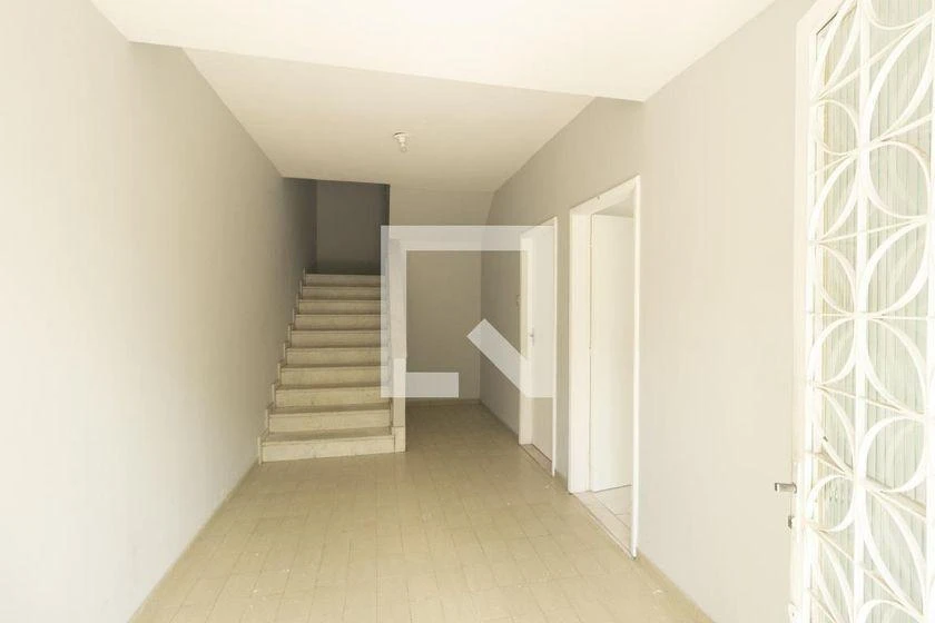 Apartamento com 2 quartos e cozinha fechada de 60 m² — photo 4