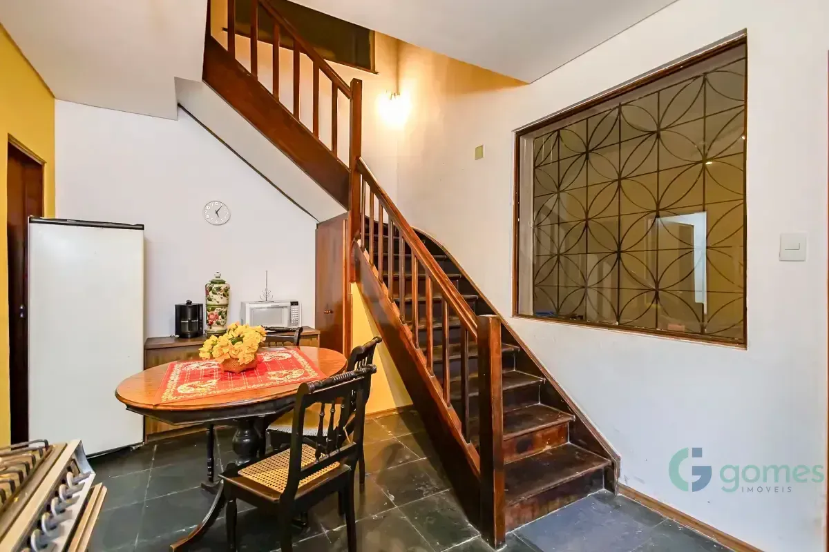 Casa de 230 m² com churrasqueira compartilhada