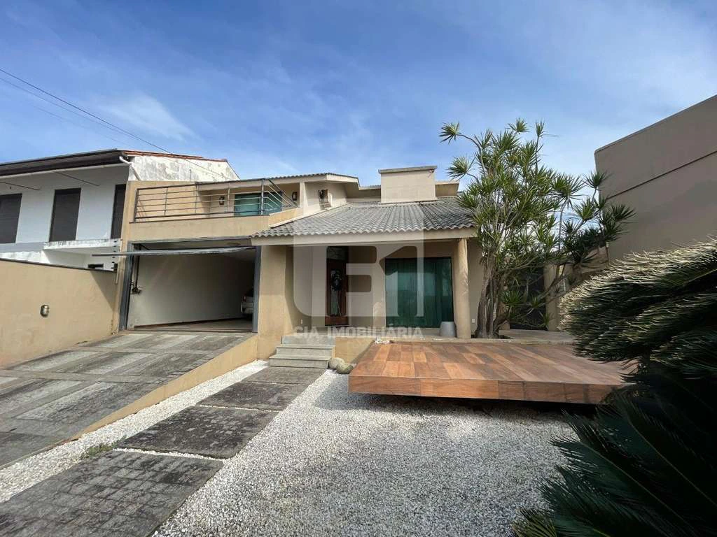 Casa de 3 dormitorios con barbacoa privada y 300 m² — photo 2