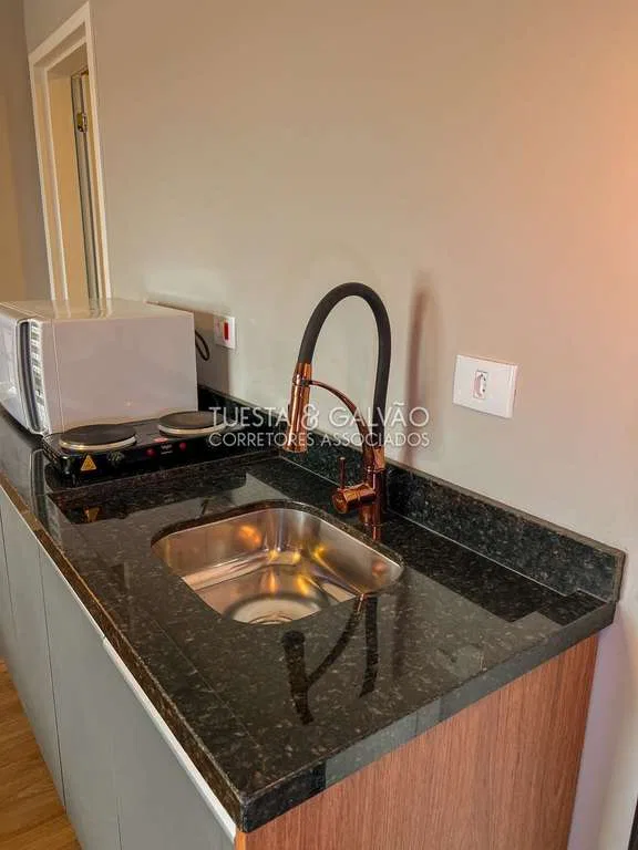 Furnished studio 31 m² with desk and private bath — photo 6