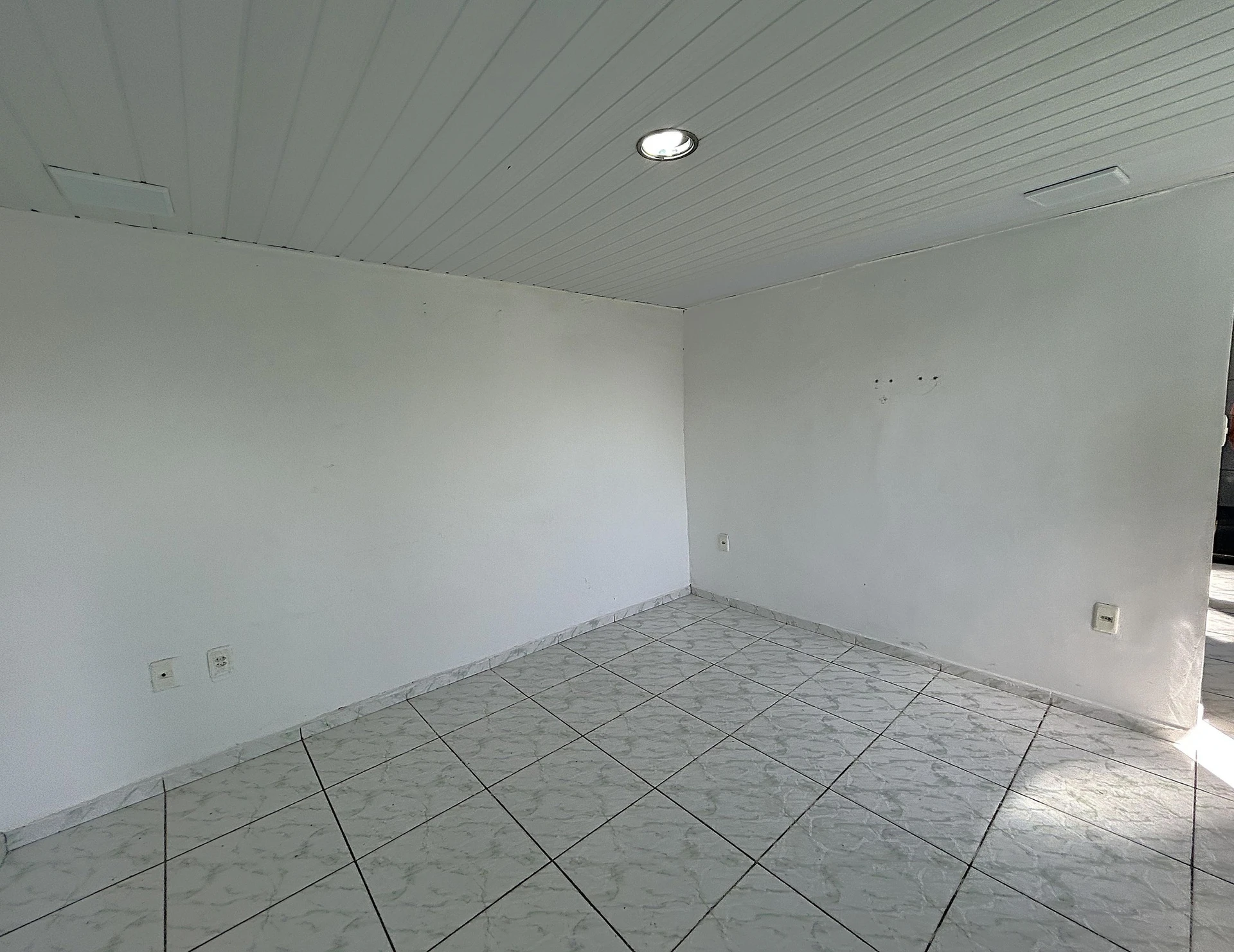 Rental house with a compact kitchenette and 1 bedroom — photo 19