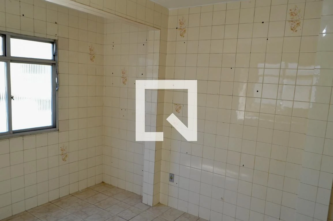 Apartamento sem mobília com 3 quartos e banheiro — photo 15