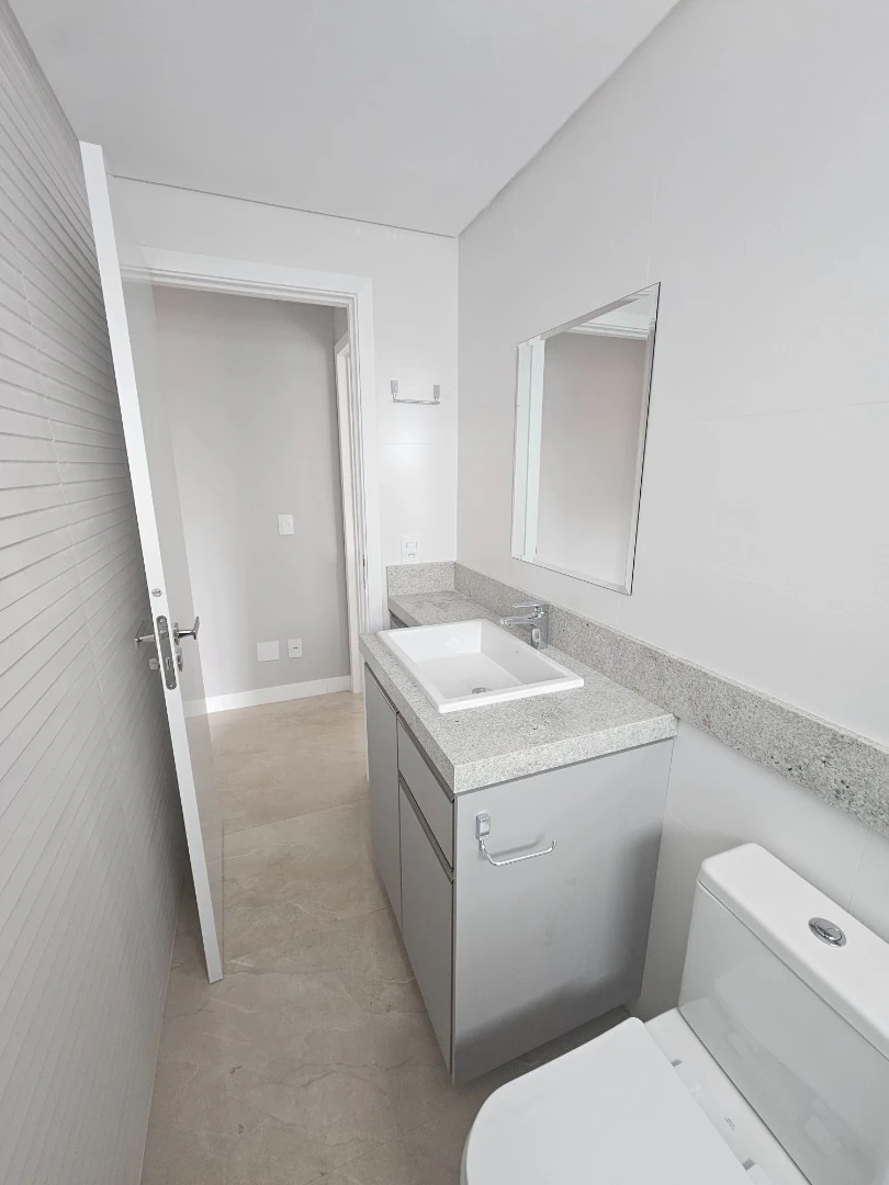 Furnished 2-bedroom apartment with a gas open-plan kitchen — photo 7