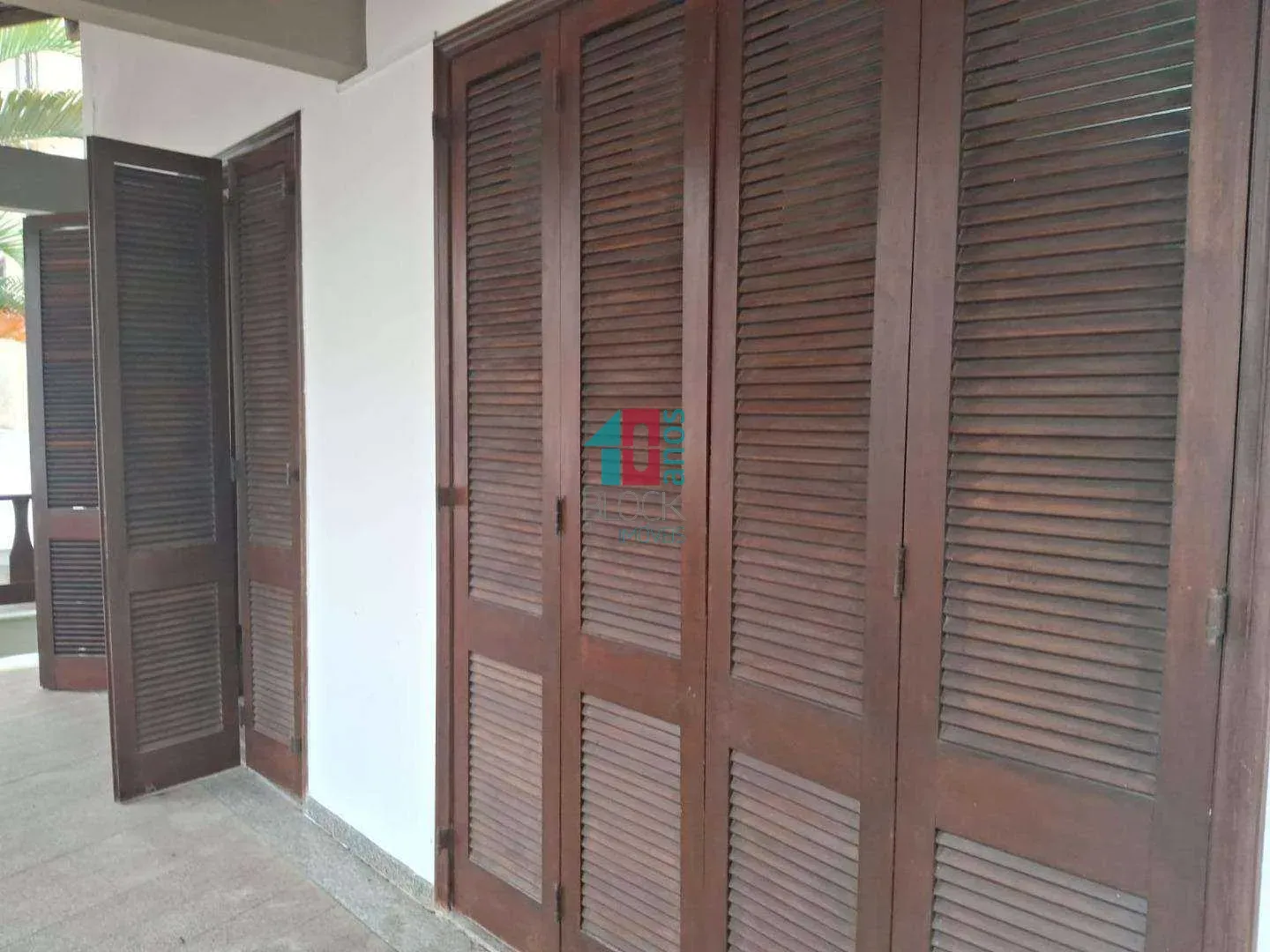 House with 3 bedrooms including 1 suite and 4 baths — photo 41