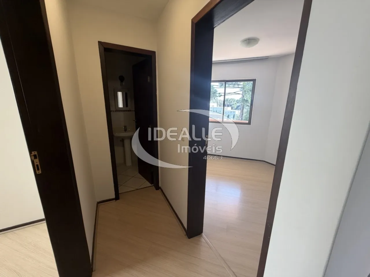 Apartment with a separate kitchen and 2 bedrooms — photo 8