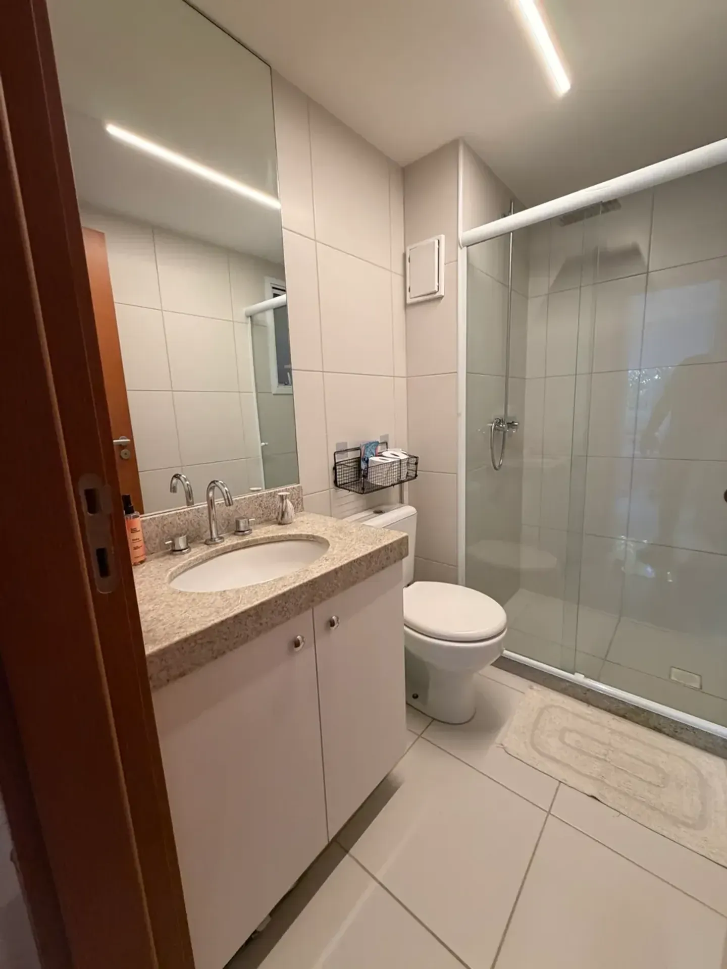 Furnished apartment, 148 m², with a jacuzzi — photo 11