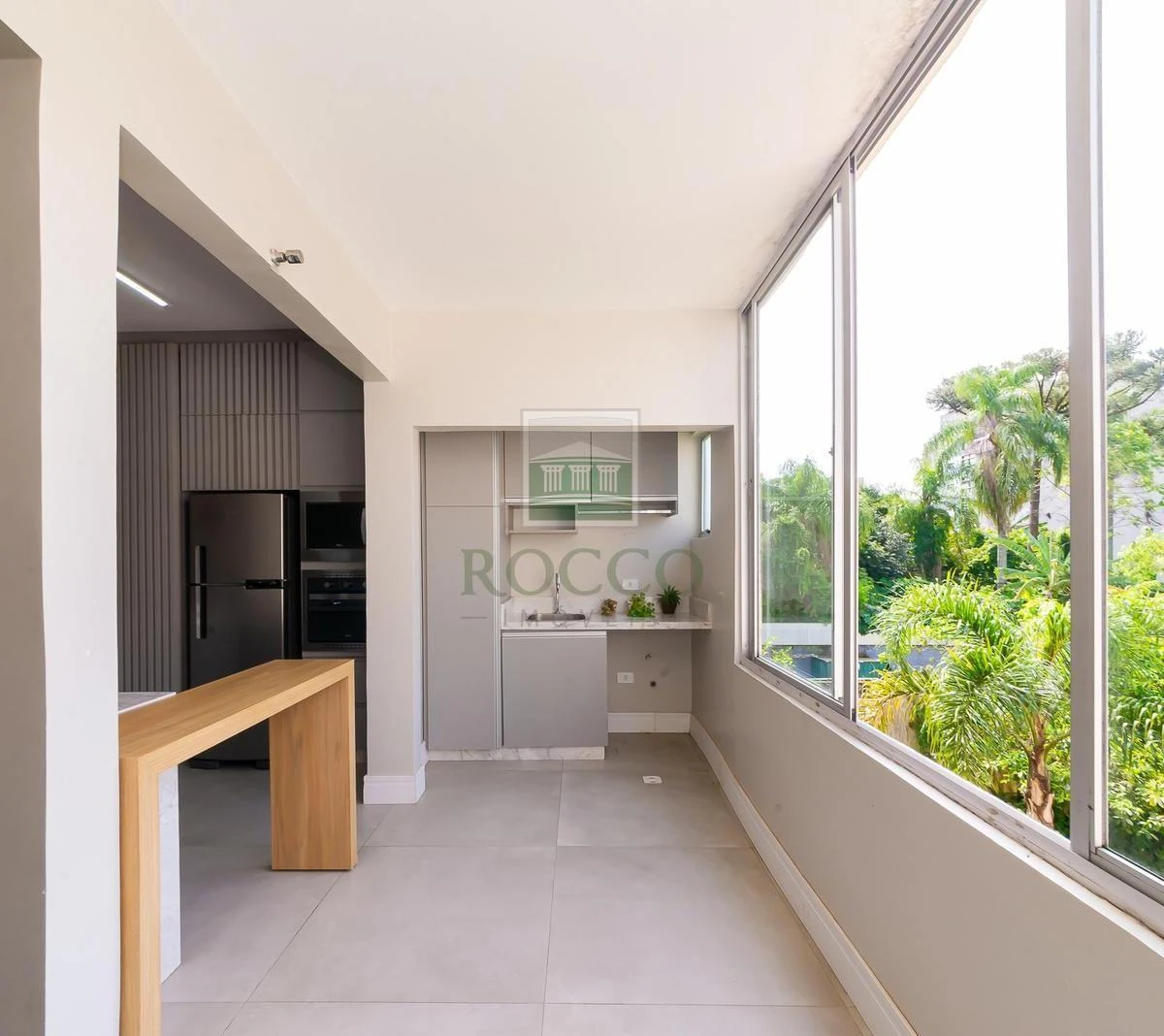 3-bedroom apartment with a washing machine in Curitiba — photo 15