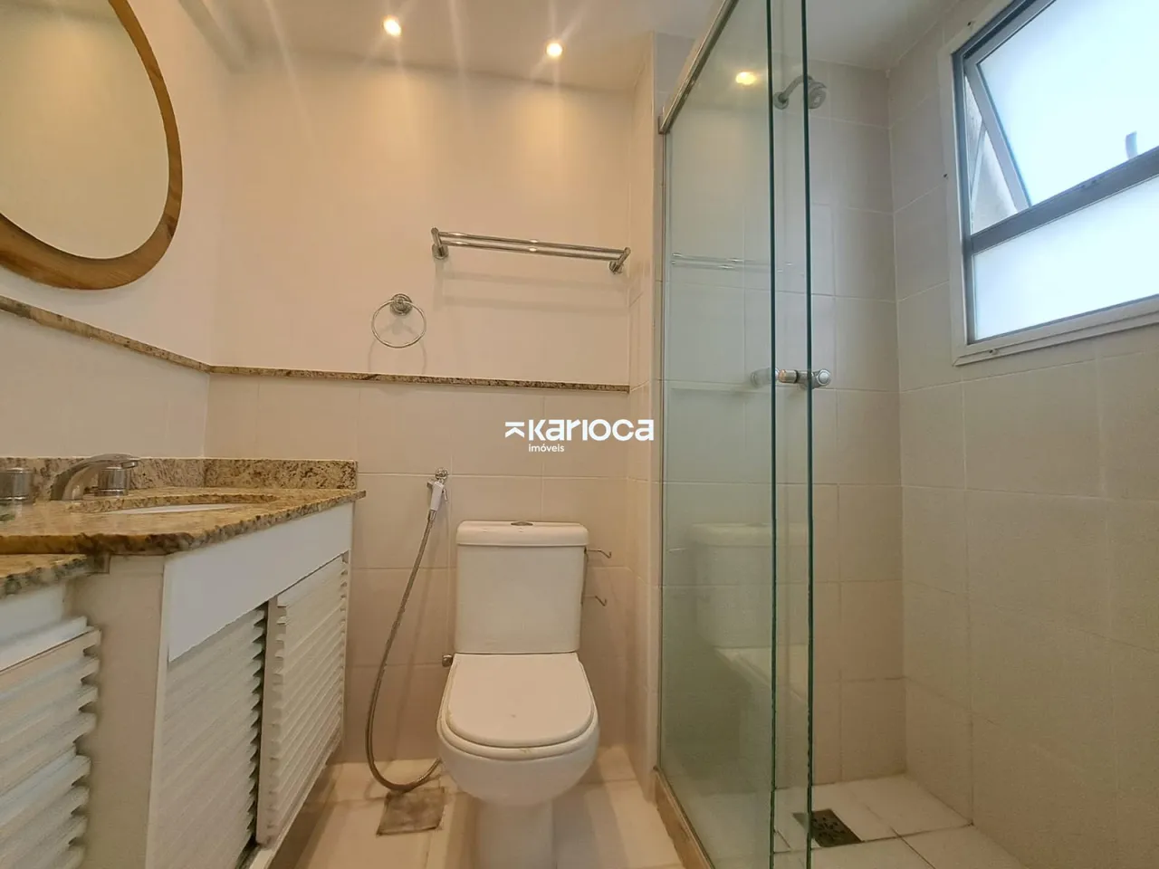 Apartment with 3 bedrooms and an open-plan gas kitchen — photo 14