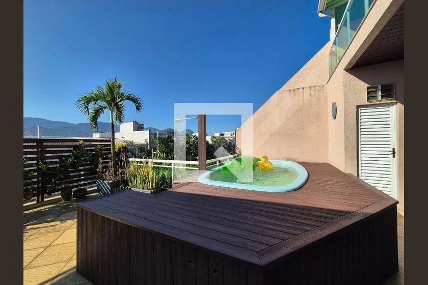 Apartment, 265 m², with a glass-enclosed balcony — photo 9