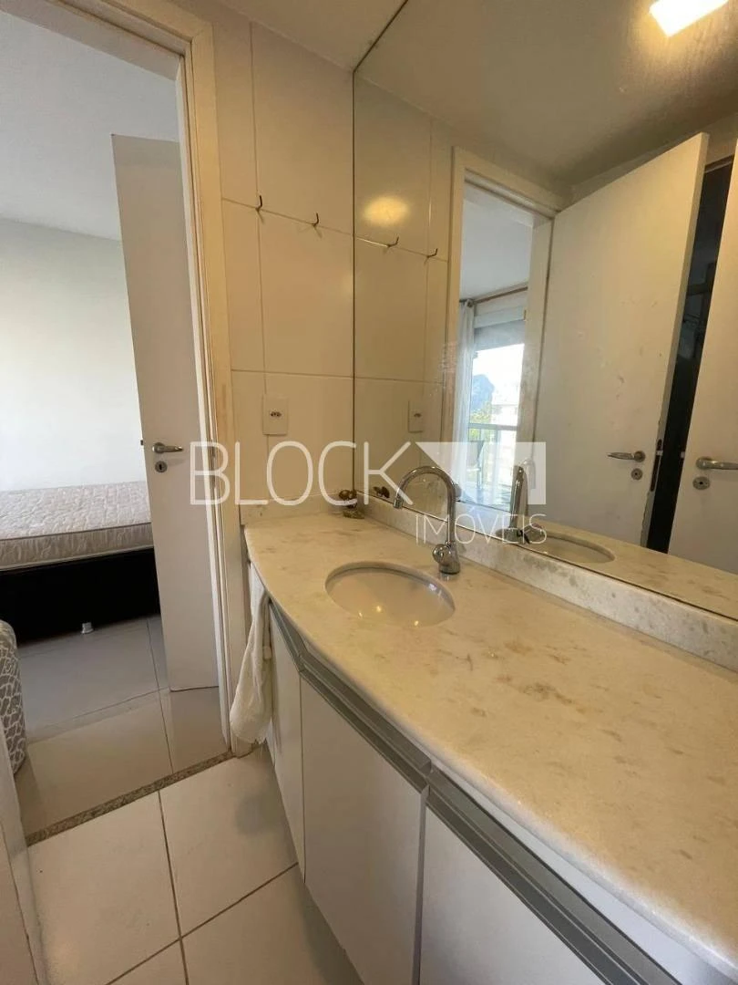 Furnished apartment, 91 m², with a mountain view — photo 17