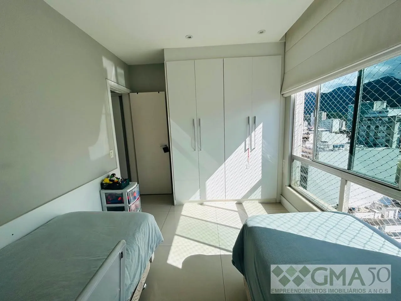 Apartment with 3 bedrooms and a closed kitchen — photo 8