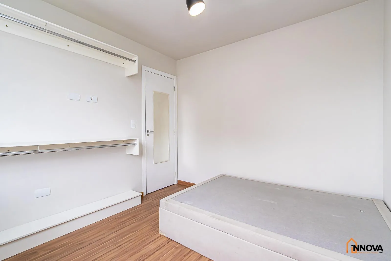 Робоче місце та 1 спальня: квартира 35 м² — photo 20