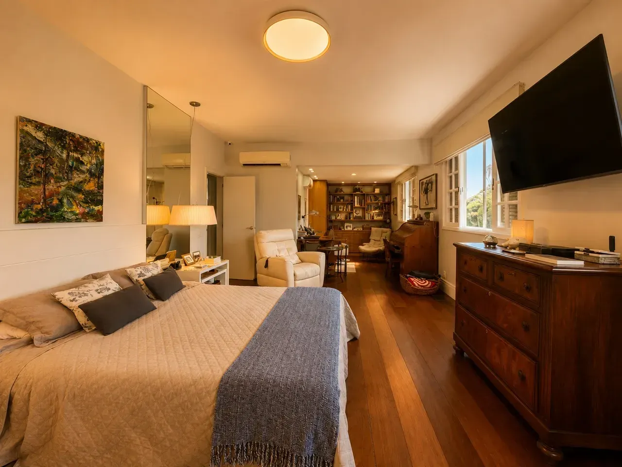 Furnished house with 5 bedrooms and open-plan kitchen — photo 20