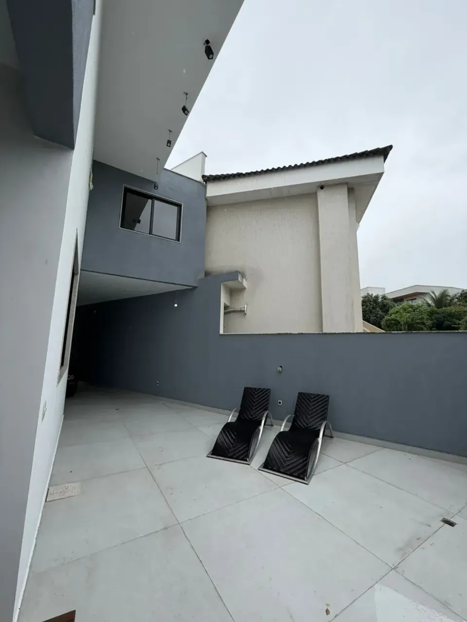 Furnished house with 3 bedrooms and 5 bathrooms — photo 18