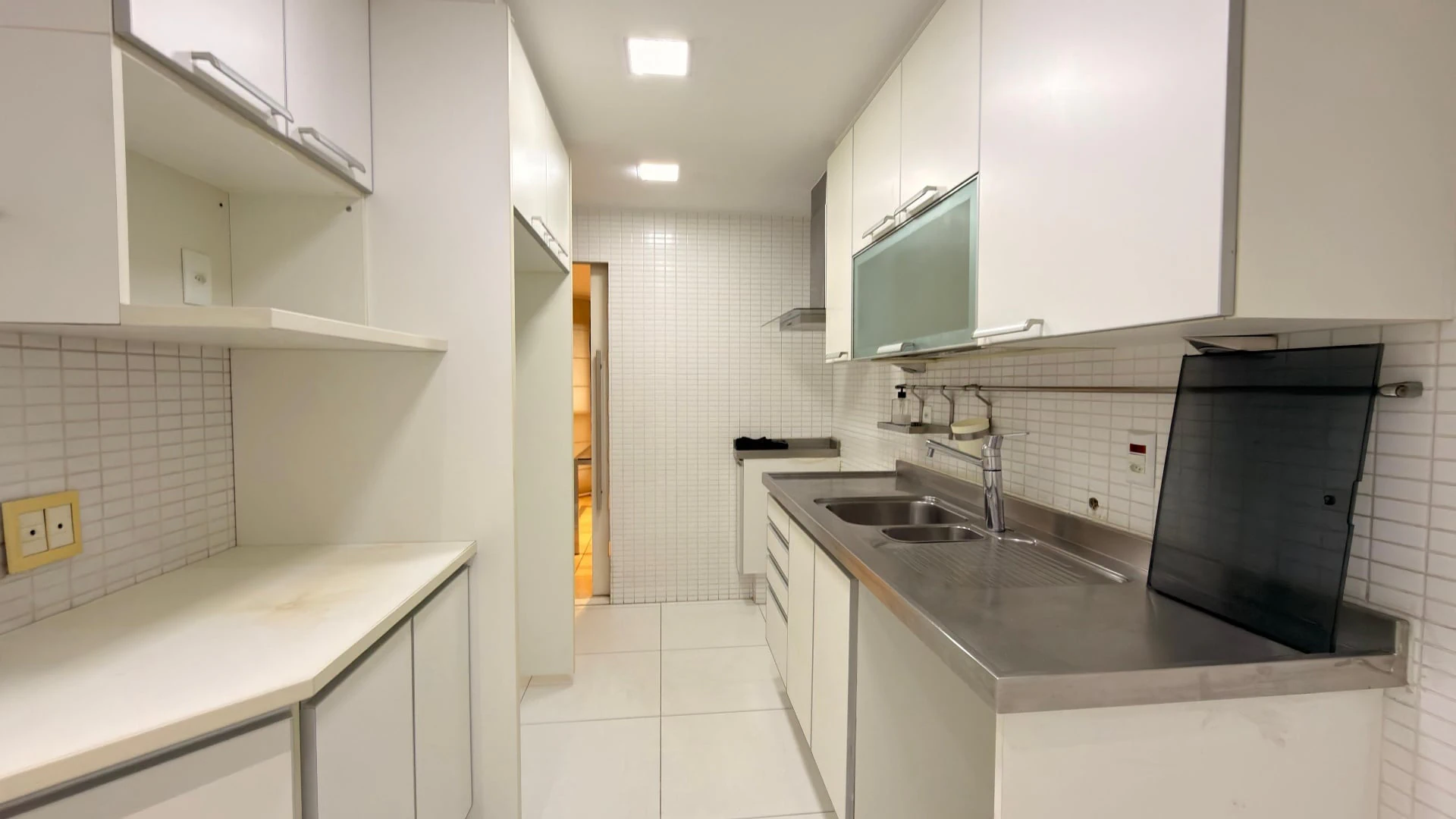 Apartamento, 162 m², com janelas do piso ao teto — photo 9