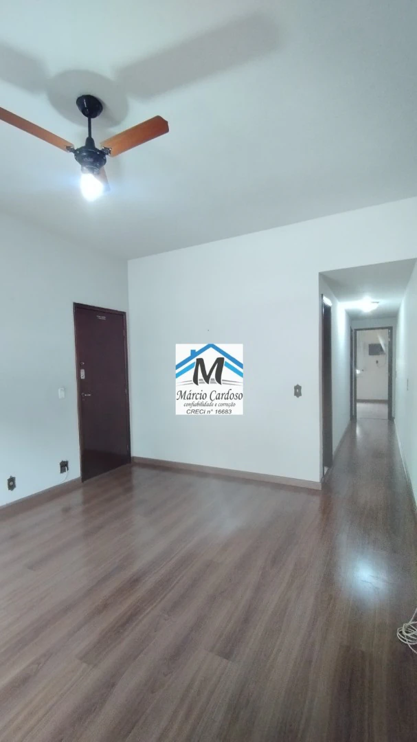 1-bedroom apartment with enclosed kitchen and gas — photo 15