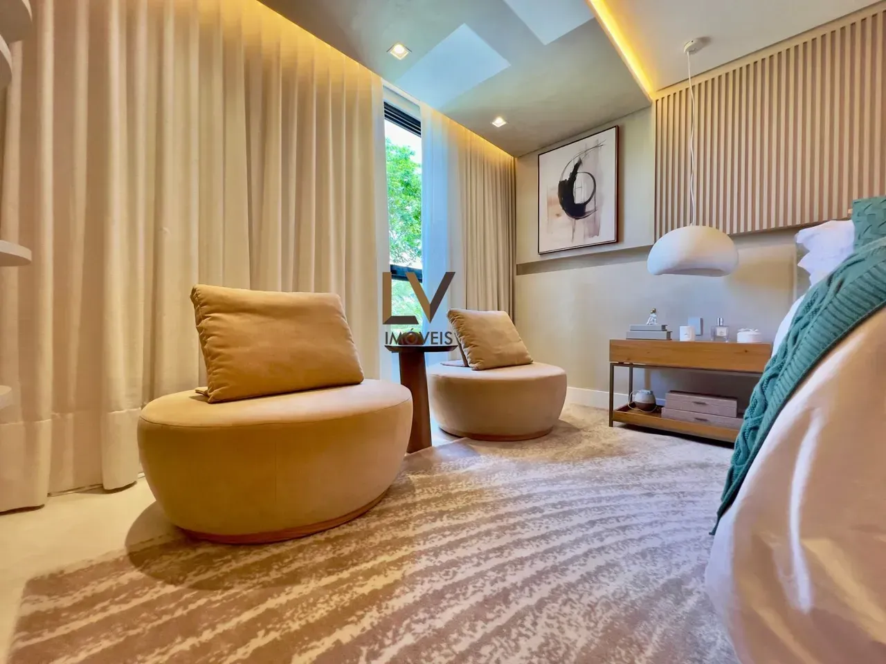 Furnished house with 800 m², 5 bedrooms and open-plan kitchen — photo 27