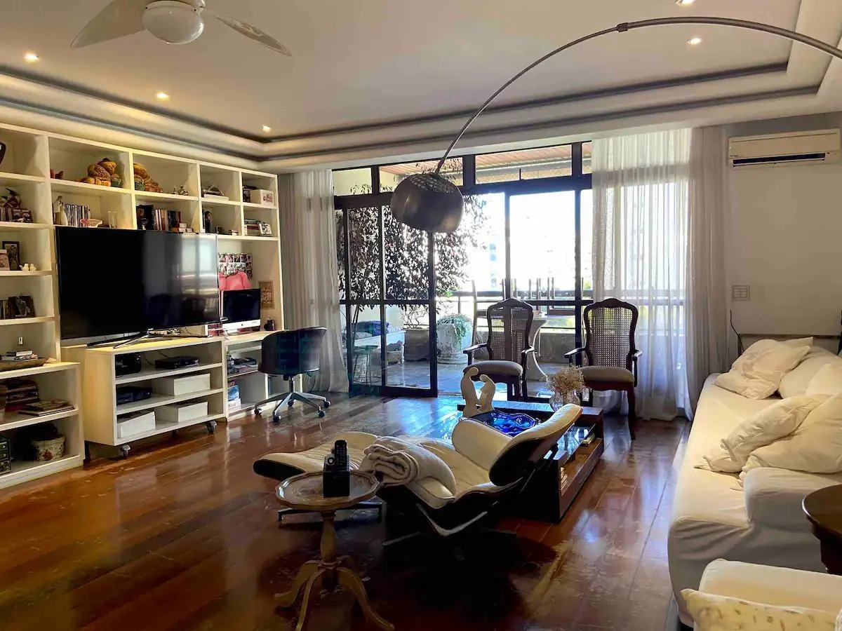 Furnished 300 m² apartment with 4 bedrooms and 3 parking — photo 3
