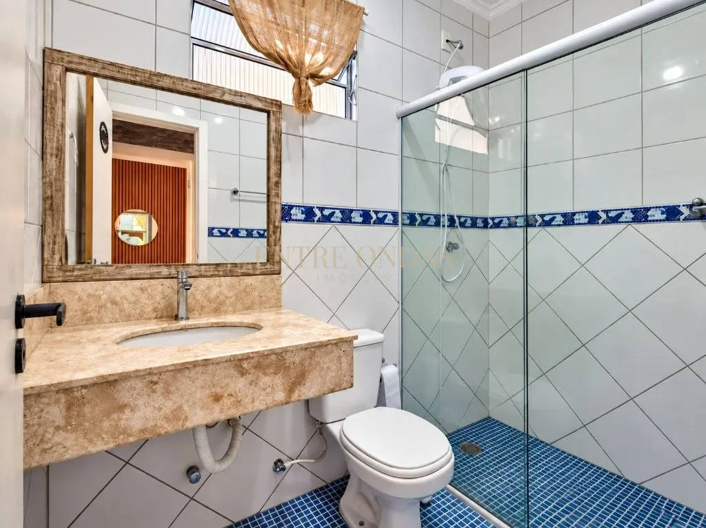 Furnished house, 204 m², with a washing machine — photo 15