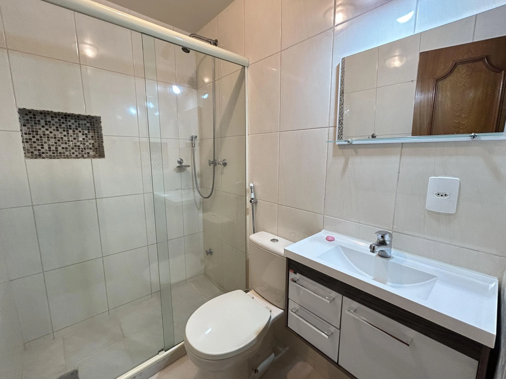 Apartamento com 3 quartos e suíte em bom estado — photo 7