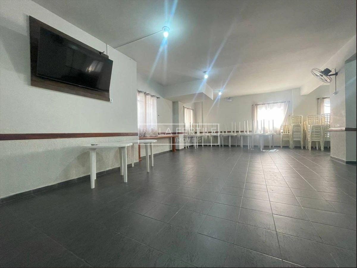 Furnished apartment, 55 m², with wood or laminate floors — photo 29