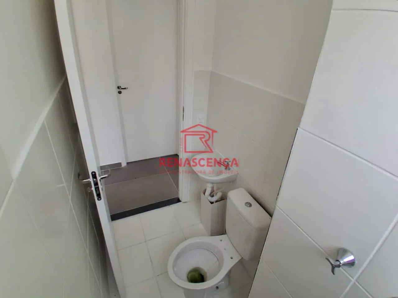 2-bedroom apartment with 1 parking spot and gas stove — photo 10