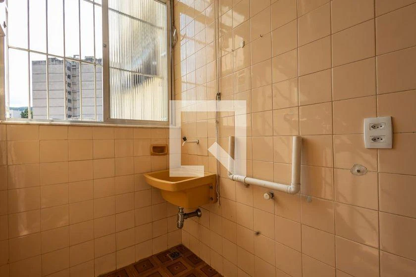 Apartment, 77 m², with wood or laminate floors — photo 35