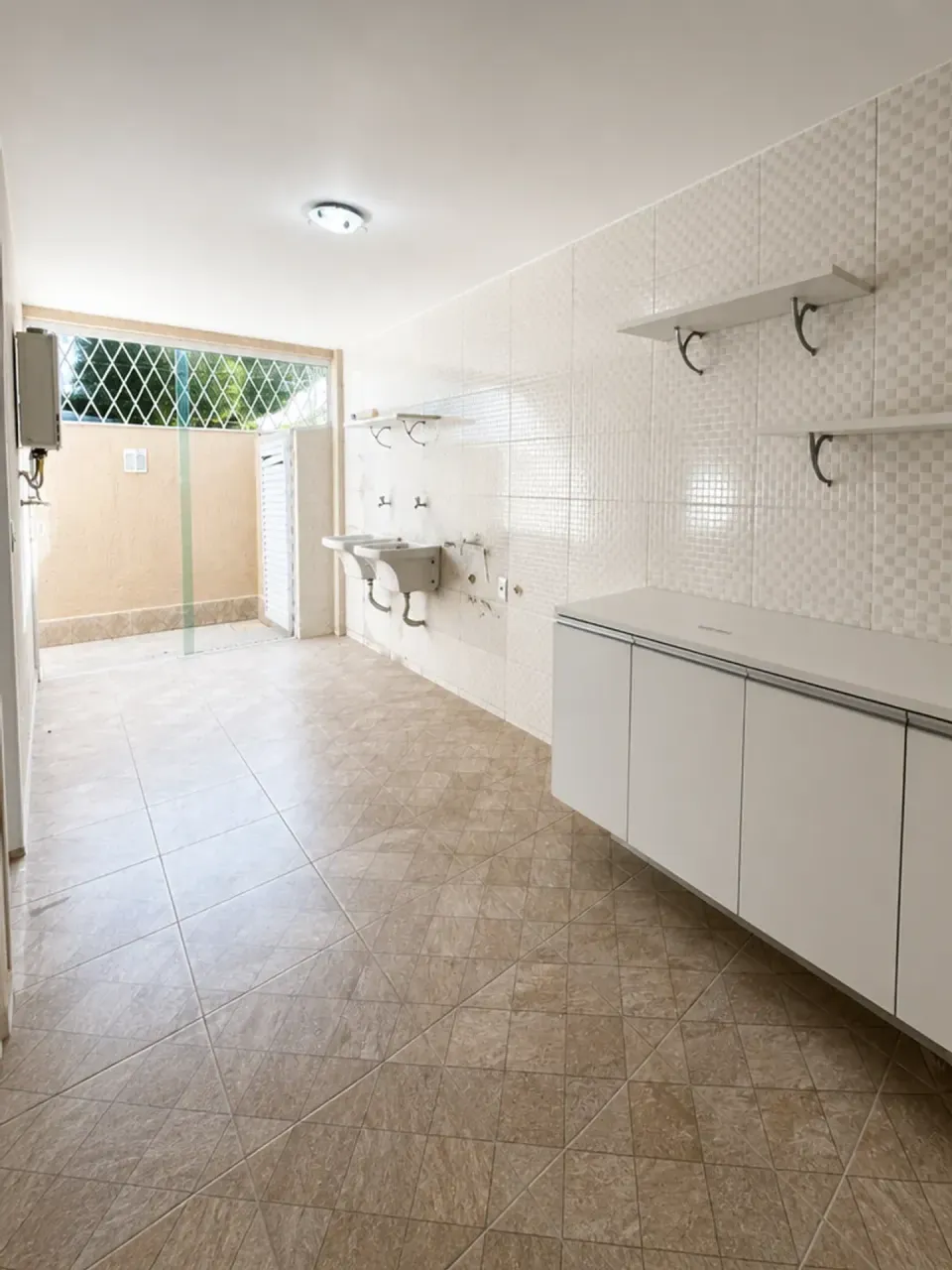 Casa triplex mobiliada com 5 suítes e 330 m² — photo 15