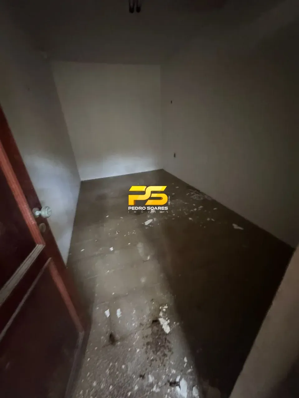 Casa para locação comercial com 5 quartos e 5 banheiros — photo 13