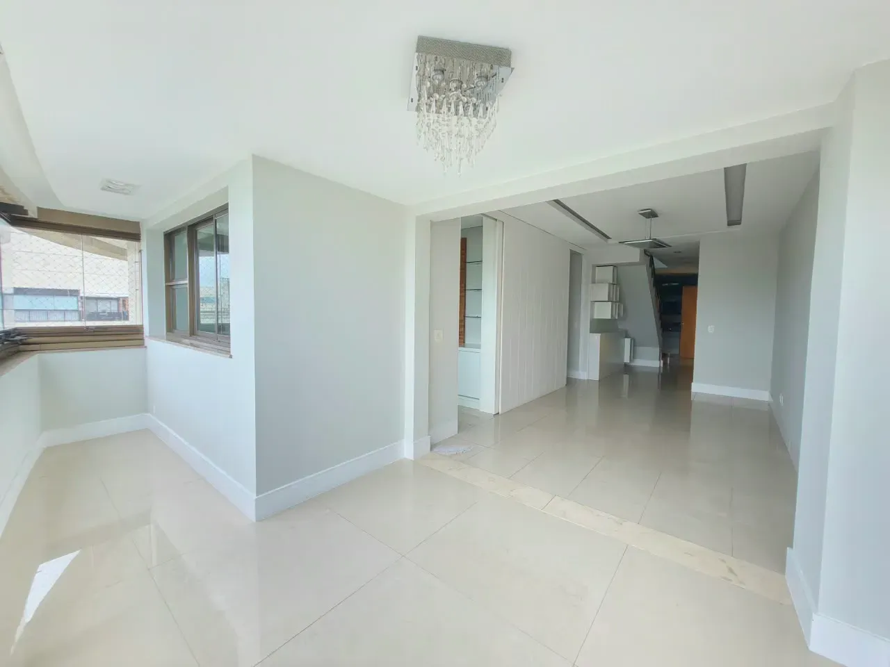 240 m² apartment with a bathtub and a grill on the balcony — photo 20