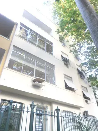 85 m² apartment with 2 bedrooms and 2 bathrooms — photo 4