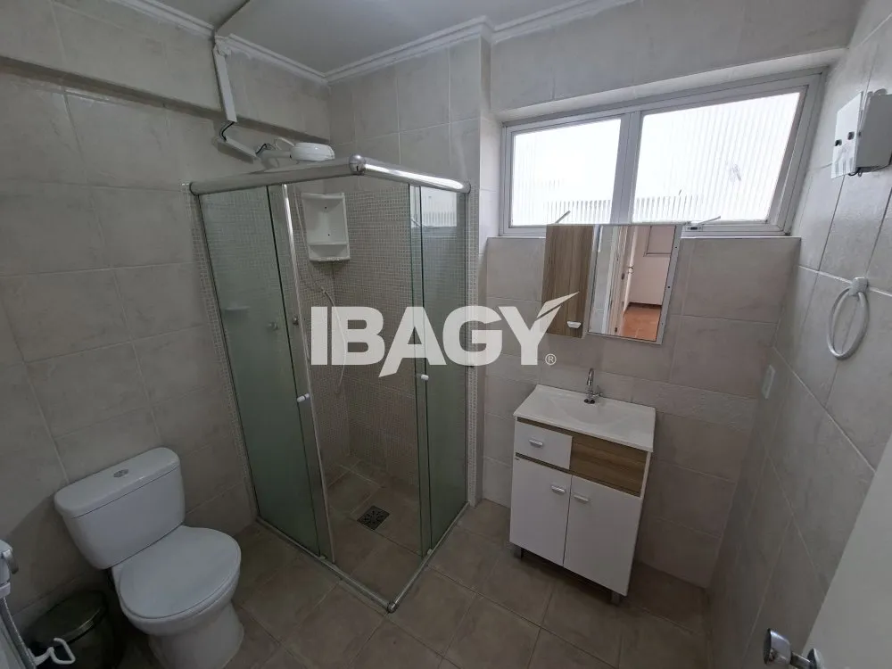 Apartamento sin amueblar con 1 dormitorio y vista a la ciudad — photo 7