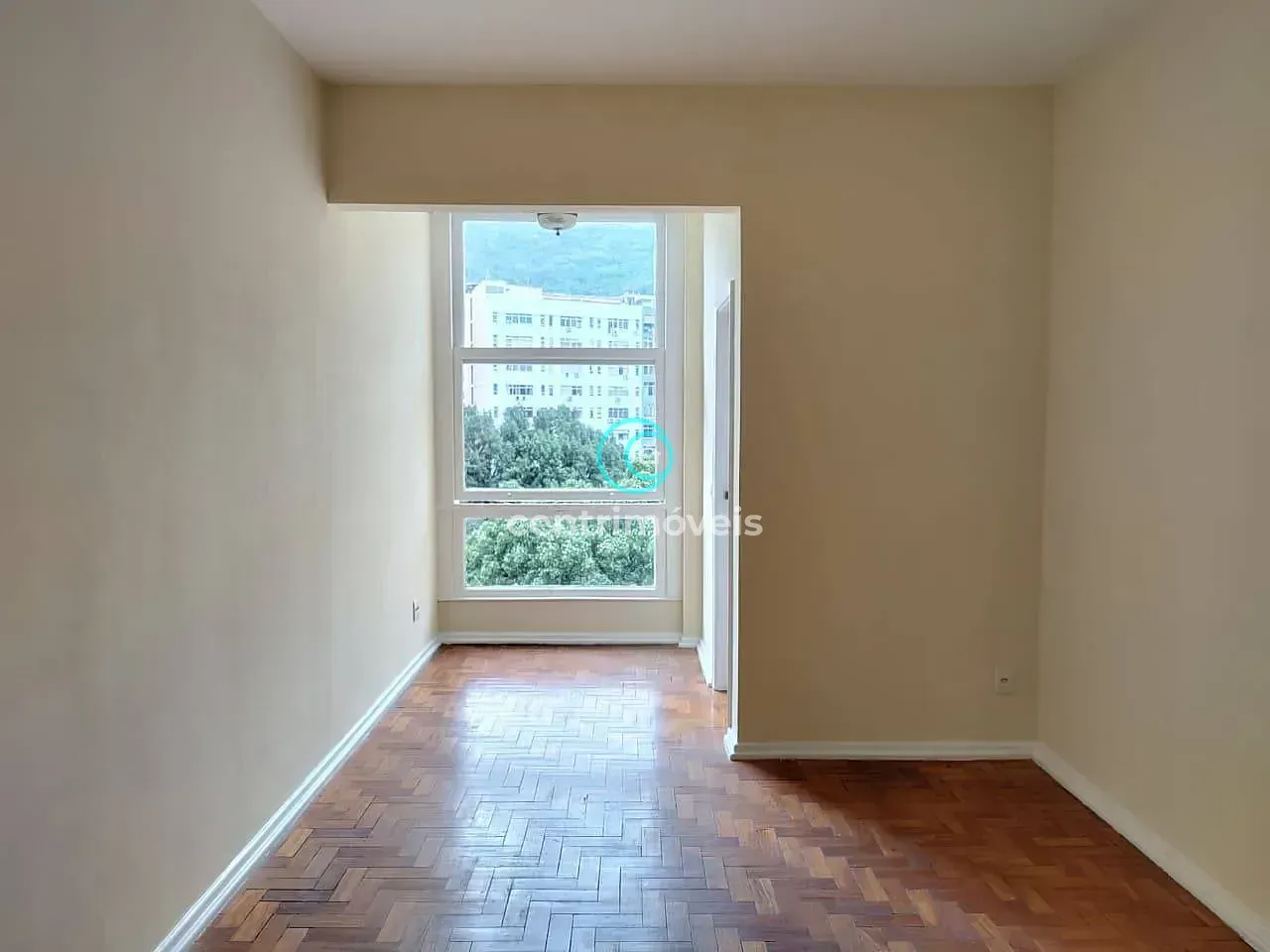 2-bedroom apartment with a mountain view in Rio de Janeiro