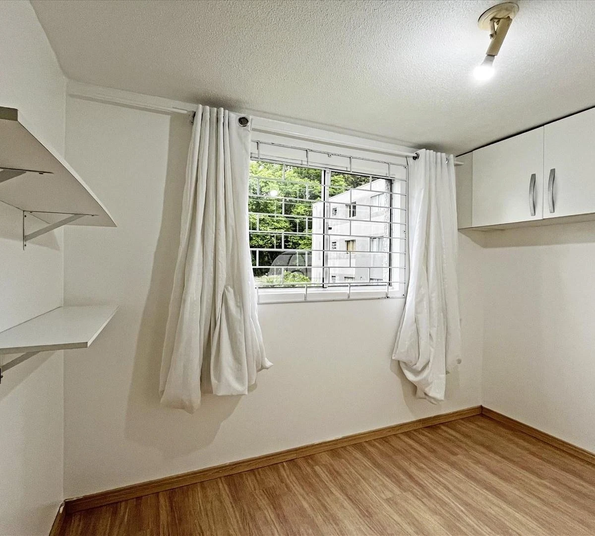 2-bedroom, 42 m² apartment in Curitiba — photo 9
