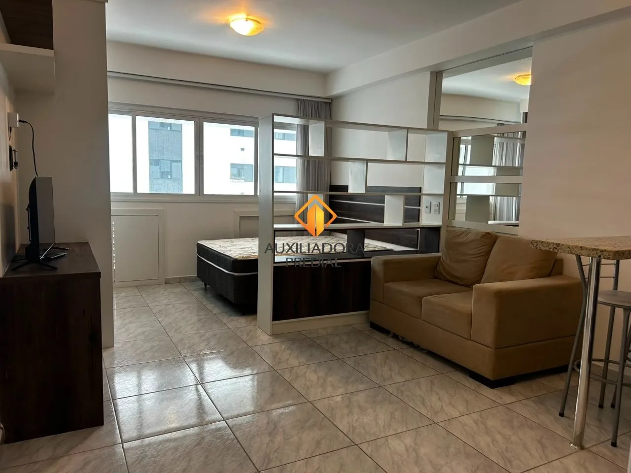 Apartamento studio mobiliado de 41 m² com 1 dormitório — photo 4