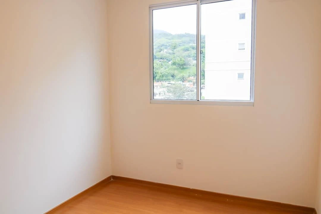 Mountain view in a 2-bedroom apartment, 43 m² — photo 7